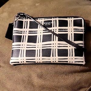 COACH RETAIL WRISTLET
